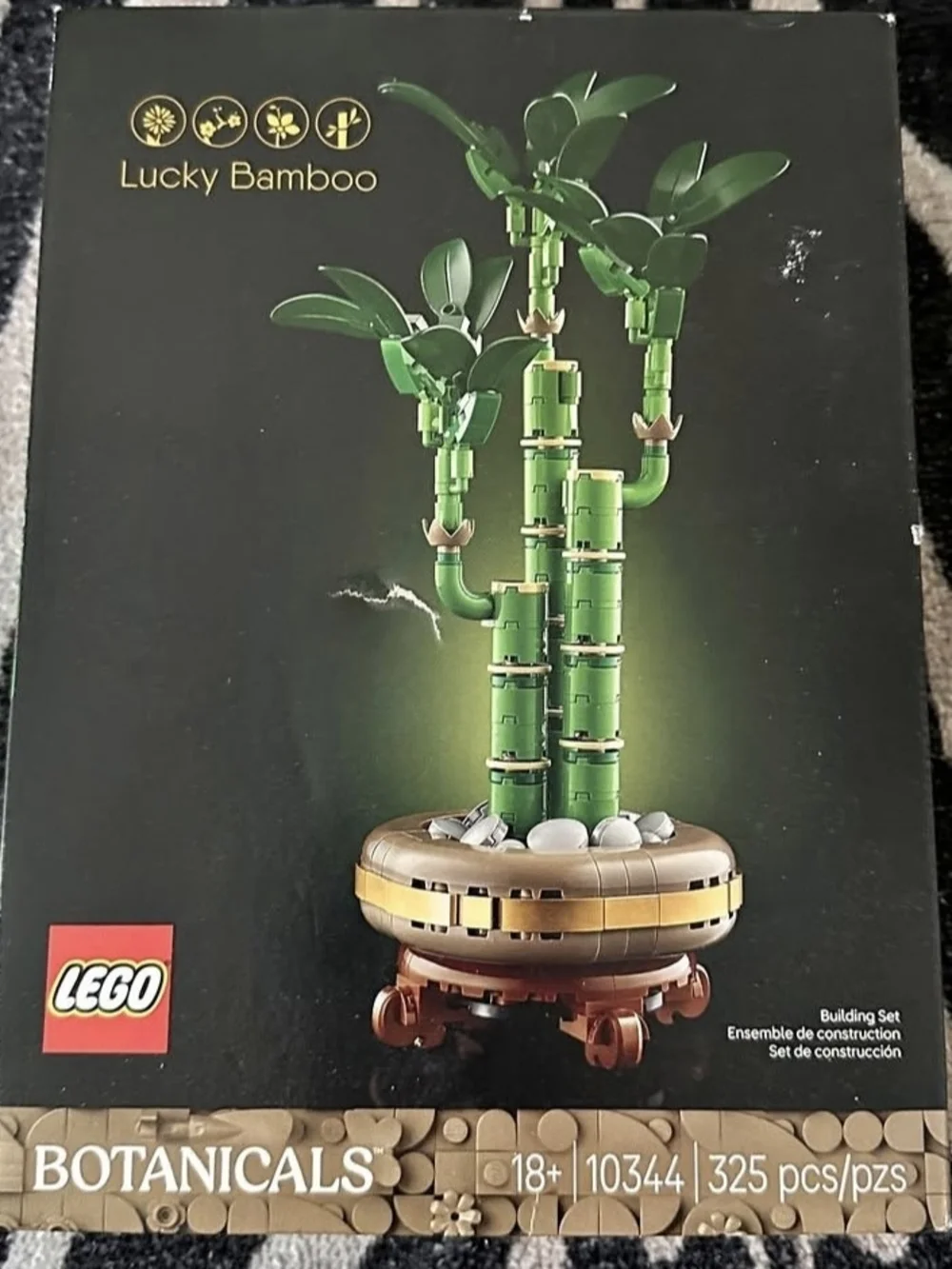 Lego Botanicals Lucky Bamboo Set - Green and Gold Accents